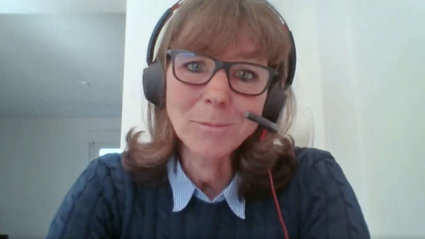 Videocall Frau Headset